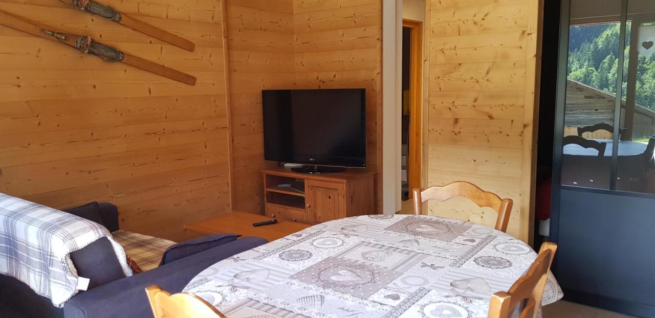 לה גראן-בורנו Appartement Cosy Face Aux Aravis מראה חיצוני תמונה
