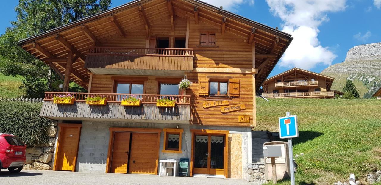 לה גראן-בורנו Appartement Cosy Face Aux Aravis מראה חיצוני תמונה