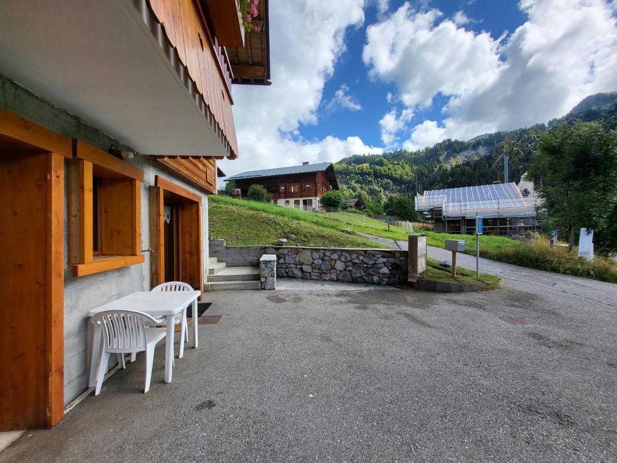 לה גראן-בורנו Appartement Cosy Face Aux Aravis מראה חיצוני תמונה
